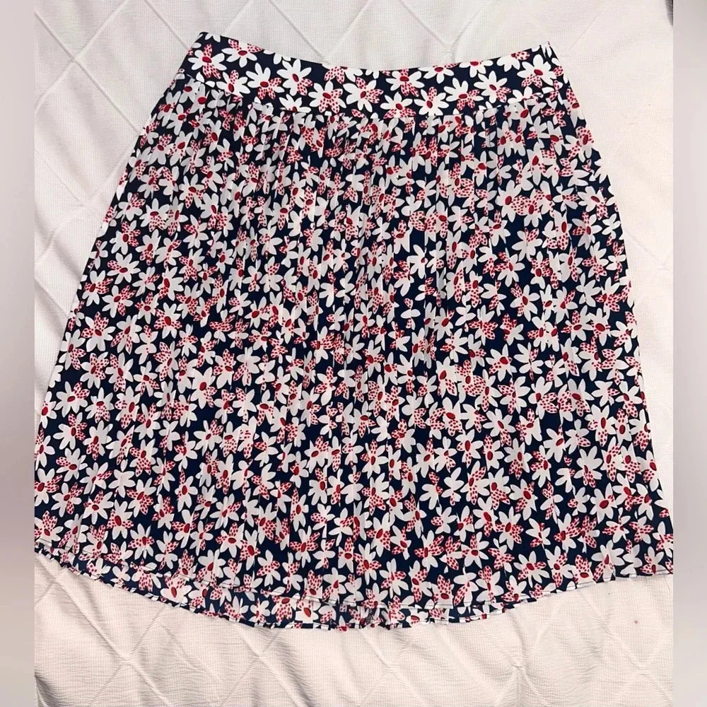J.Crew Floral pleated mini skirt Size 8